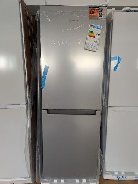 Indesit INKS 1341 S4E Indesit INKS 1341 S4E фото