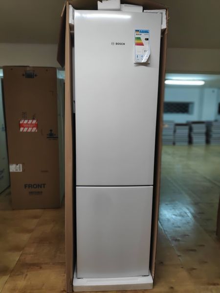 Bosch KGN 39 UW 316 фото