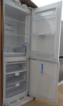 Bosch KGN33NW206 фото