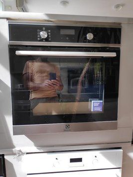 Electrolux EOF5F50BX фото