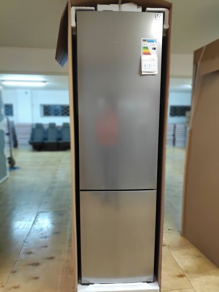 Bosch KGN39VL316 фото